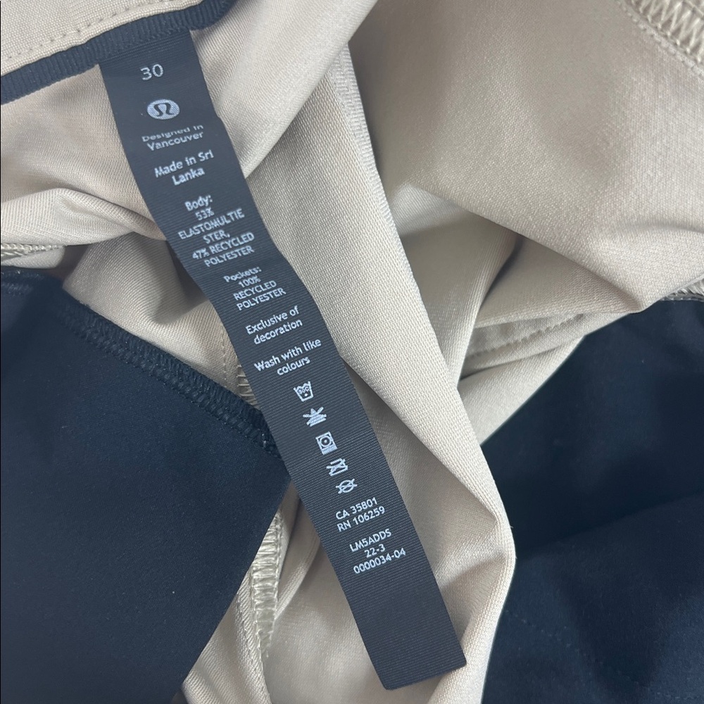 Lululemon  Sz 30 ABC Classic‎ Warpstream Straight Leg Pants Tan/Beige - Picture 3 of 10